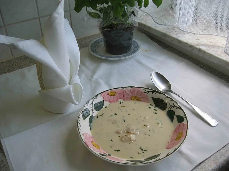 Cream of Mushroom Soup, a common cooking ingredient with many substitutes